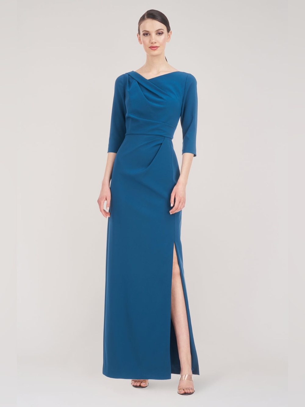 Kay Unger Margerite Column Gown
$319